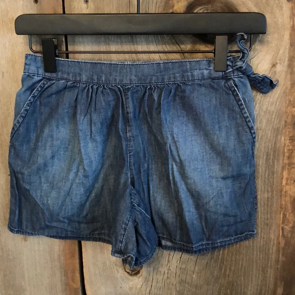 Gap Chambray Blue Denim Shorts Size Large 10 Girls